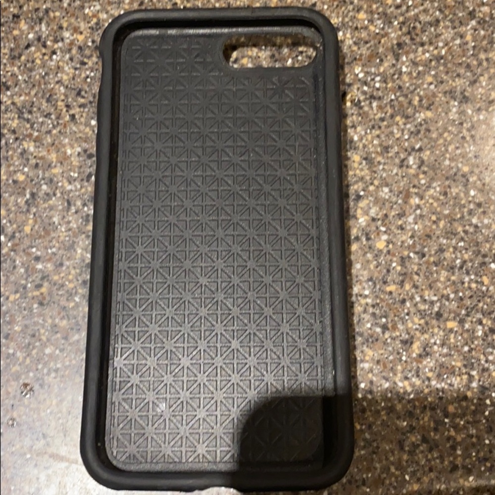 OtterBox IPhone 11 Pro with popper